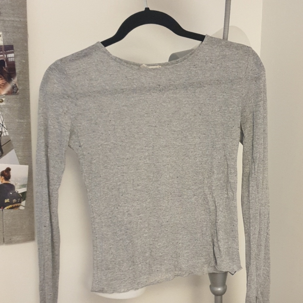 T-shirt belled cuffs with slit